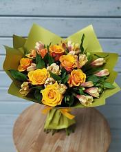 Букет цветов из:  Альстромерии и Розы в Плавске