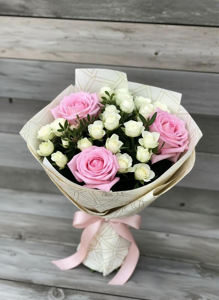 Букет цветов из: Розы в Плавске