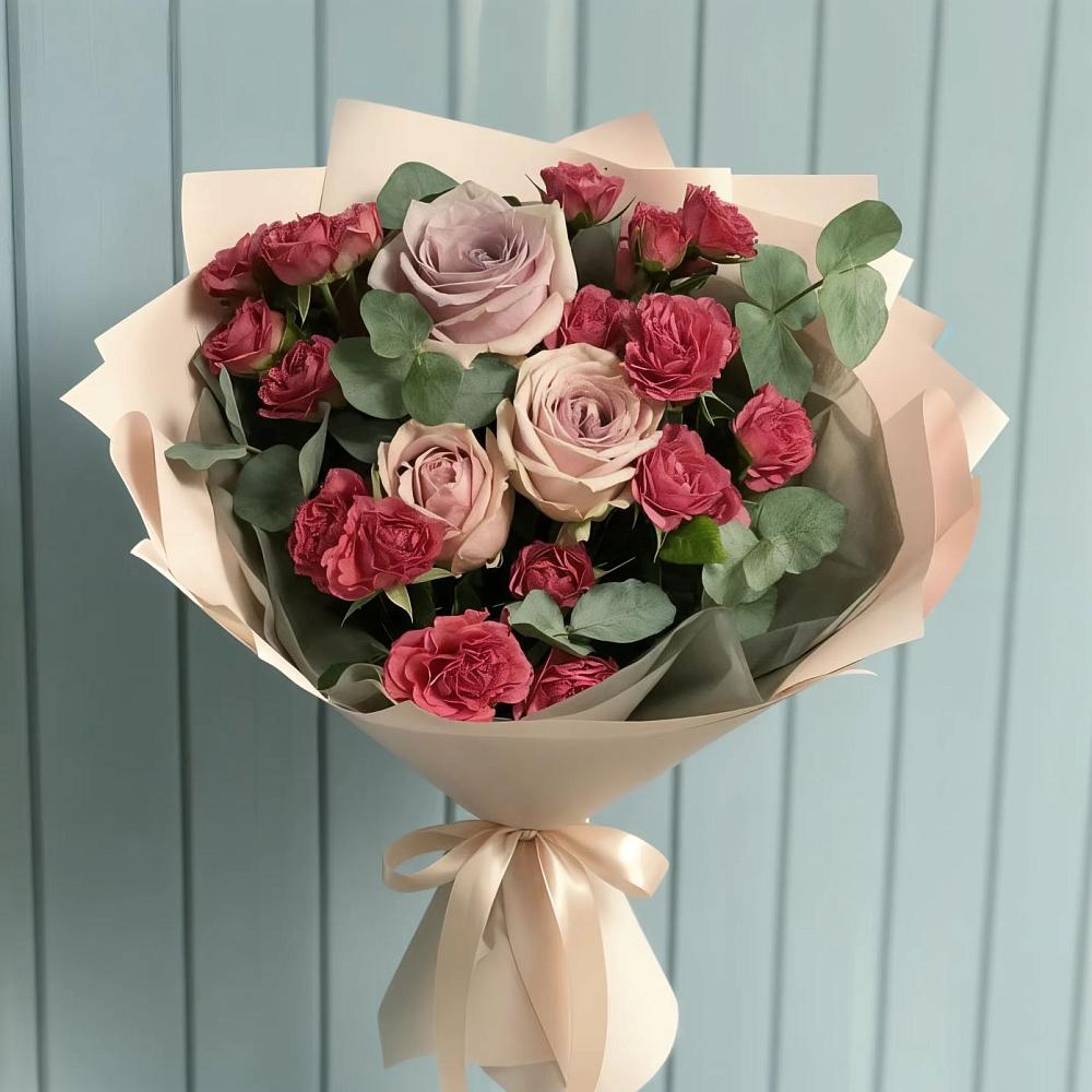 Букет цветов из: Гвоздики и Розы в Плавске