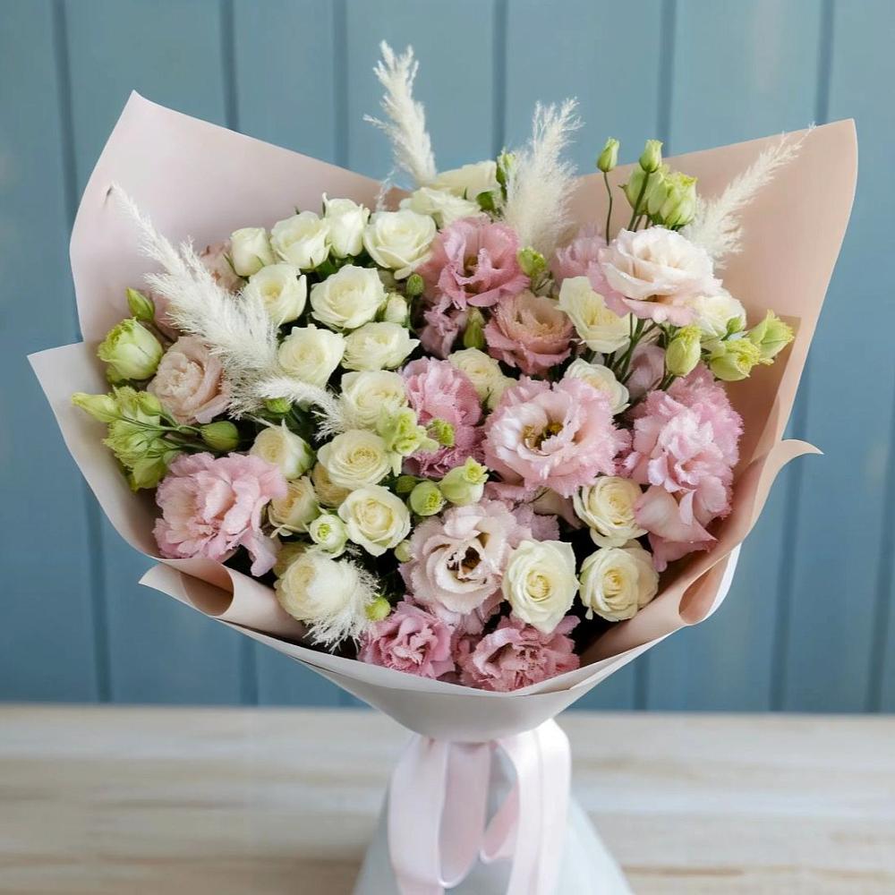 Букет цветов из: Альстромерии и Розы в Плавске