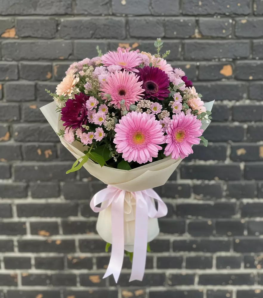 Букет цветов из: Герберы и Хризантемы в Плавске