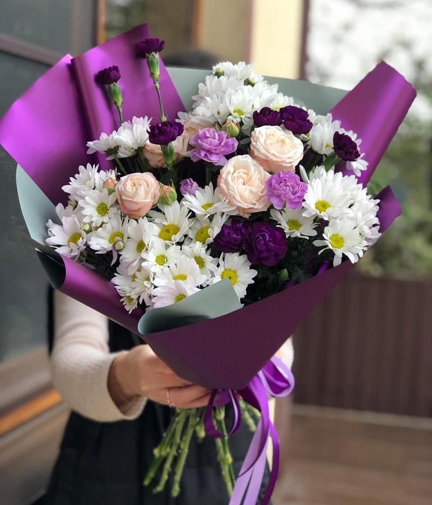 Букет цветов из: Хризантемы, Гвоздики и Розы в Плавске