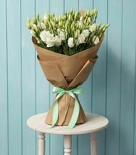 Букет цветов из:  Лизиантусы в Плавске