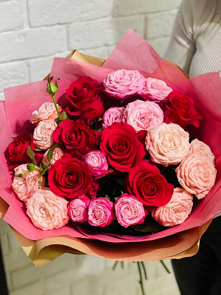 Букет цветов из: Розы в Плавске